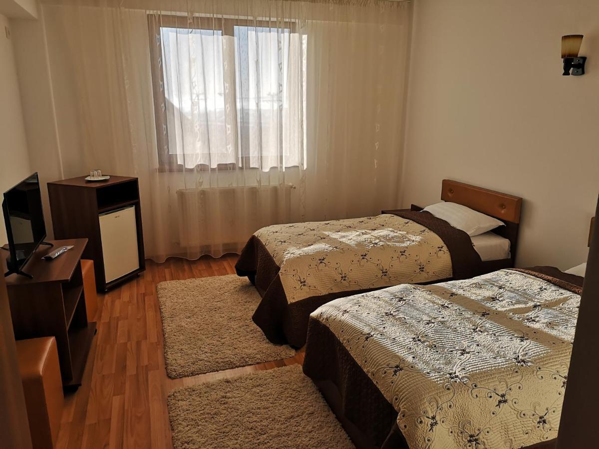 Passa Tempo Hotel ซูชาวา ภายนอก รูปภาพ