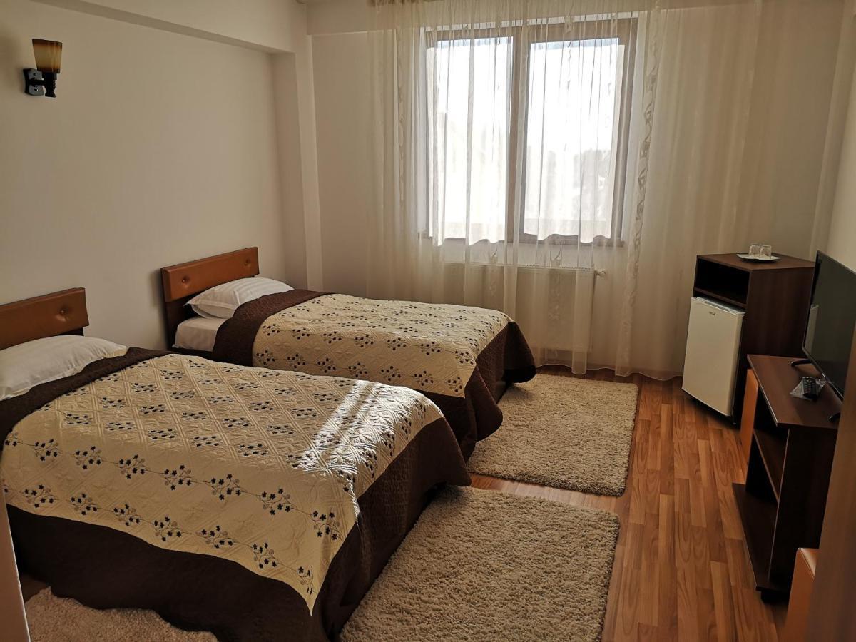 Passa Tempo Hotel ซูชาวา ภายนอก รูปภาพ